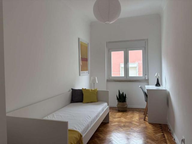 3 quarto, lisbon lisbon 1885 042 100177525