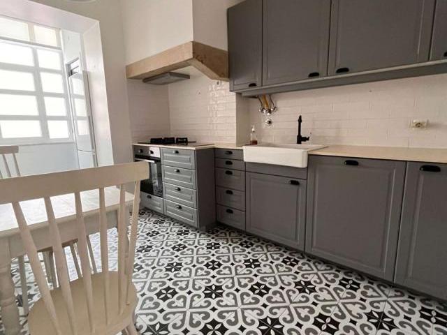 3 quarto, Lisbon Lisbon 1900 016 LS76432565