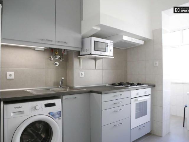 3 quarto, lisbon lisbon 1900 086 101815423