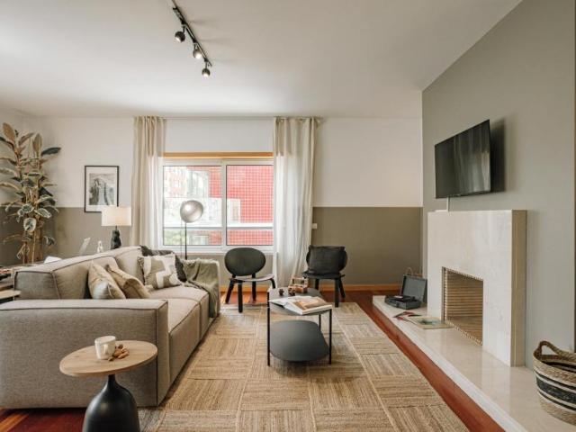 3 quarto, Lisbon Lisbon 1990 162 102953539
