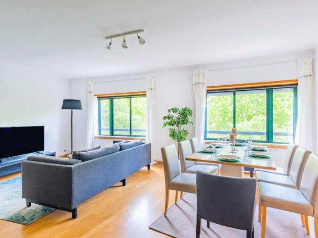 3 quarto, lisbon lisbon 1990 238 101671559