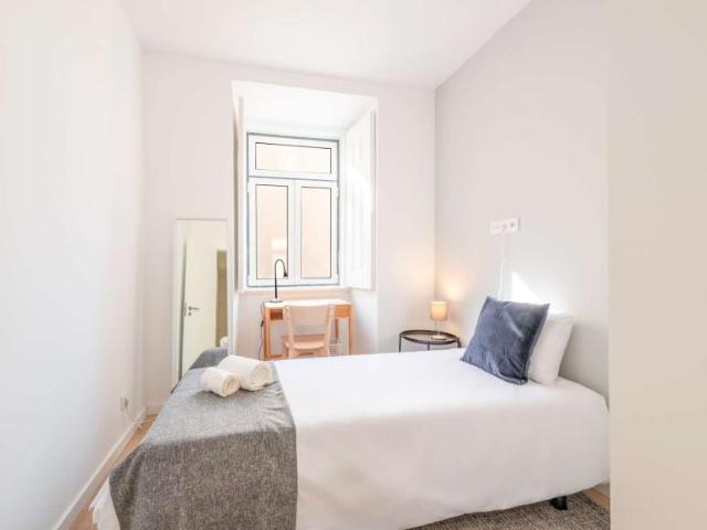 3 quarto, lisbon lisbon 1100 335 101545706