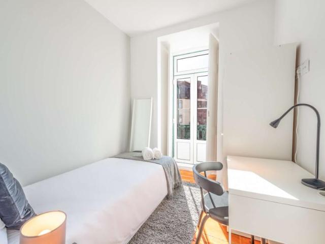 3 quarto, lisbon lisbon 1100 335 101818257