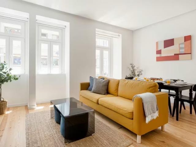 3 quarto, Lisbon Lisbon 1150 004 LS98634326