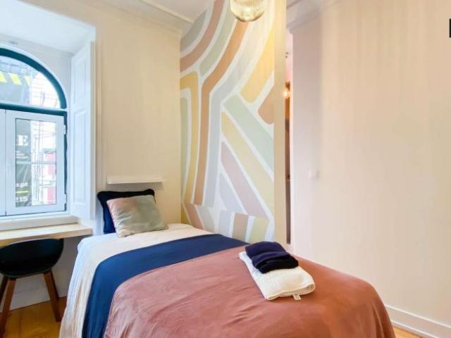 3 quarto, lisbon lisbon 1170 176 101693546