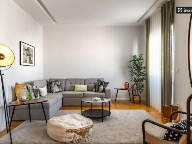 3 quarto, lisbon lisbon 1250 147 101770887