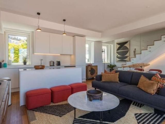 3 quarto, lisbon lisbon 1250 156 100217341