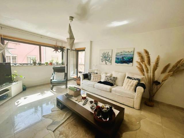 3 quarto, Lisbon Lisbon 1300 076 101407613