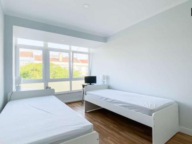 3 quarto, Lisbon Lisbon 2675 367 LS54277634