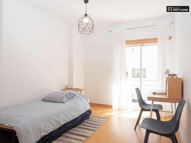 3 quarto, lisbon lisbon 2825 476 101844936
