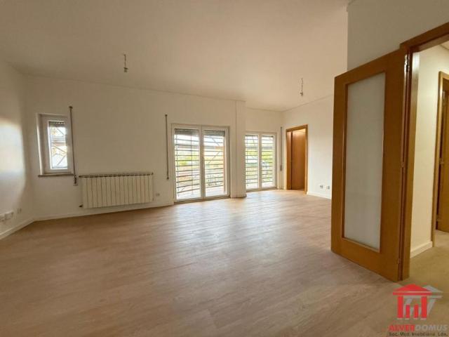 3 quarto, Lisboa Lisboa 1600 LS100250799