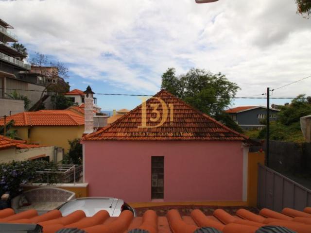 3 quarto, Madeira Funchal 9050 LS102578626