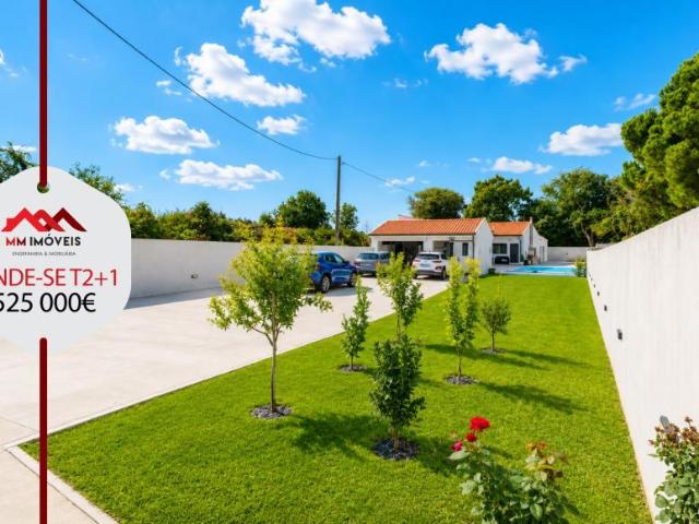 3 quarto, Maia Porto LS95417921