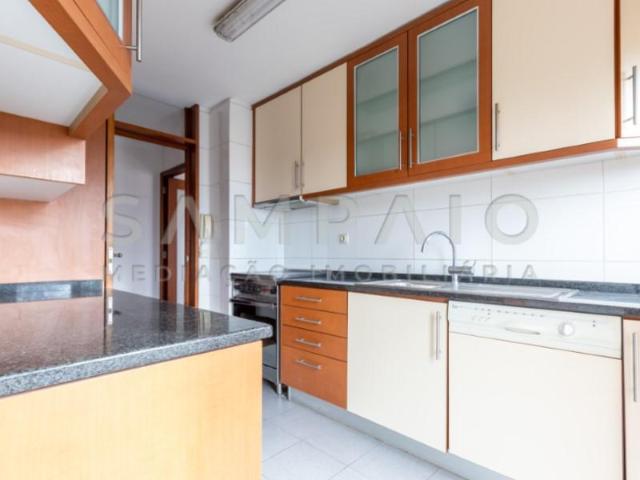 3 quarto, Matosinhos Matosinhos 4460 293 98464742