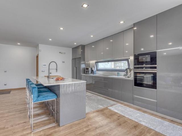 3 quarto, Matosinhos Porto LS101946908