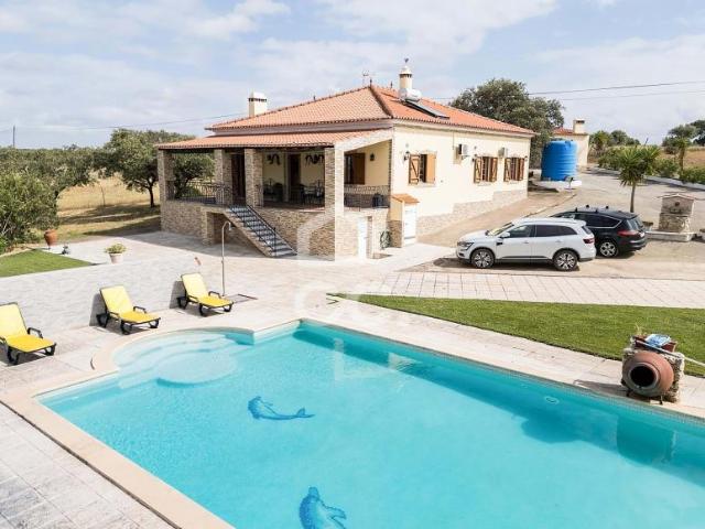 3 quarto, Moura Beja 101558529