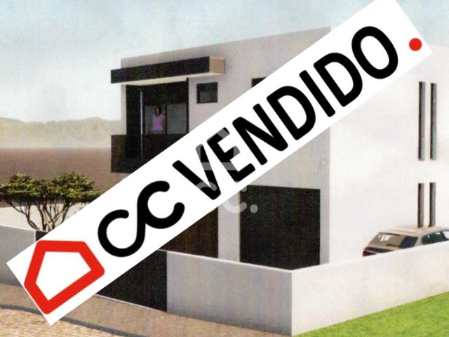 3 quarto, Paredes Porto 100214261