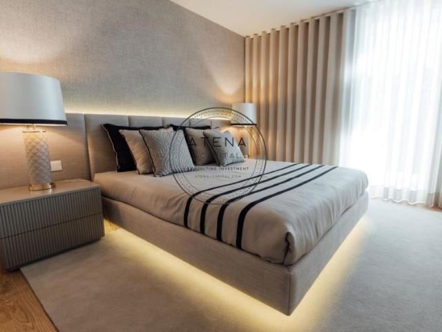 3 quarto, Porto Vila Nova de Gaia 4400 LS97003020