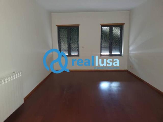 3 quarto, Porto Vila Nova de Gaia 4430 99366817