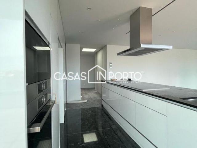 3 quarto, Porto Matosinhos 4460 104141620