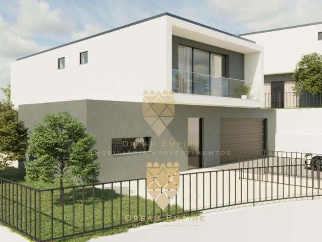 3 quarto, Porto Paredes 0000 98786540