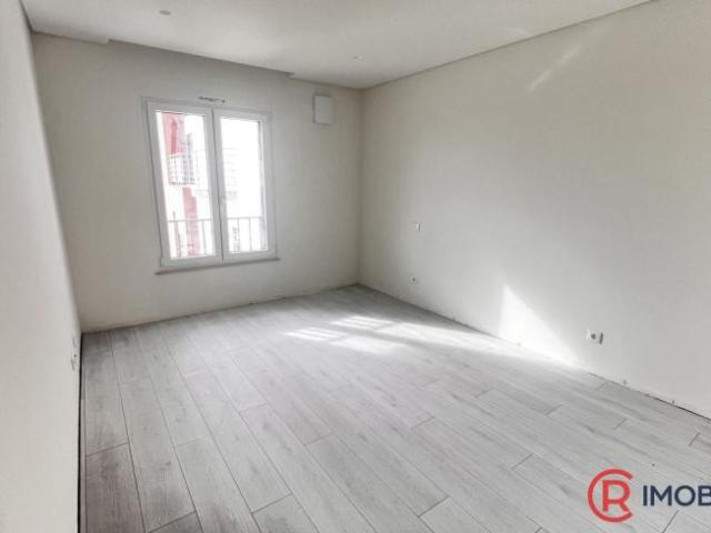 3 quarto, Setúbal Barreiro 2830 98631824