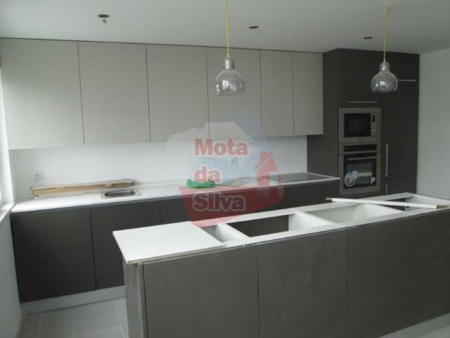 3 quarto, Setúbal Barreiro 2830 LS102629210