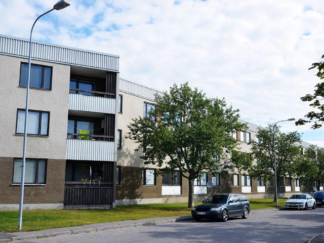 3 rum och kök i Sätra 82 m² 9 947 kr