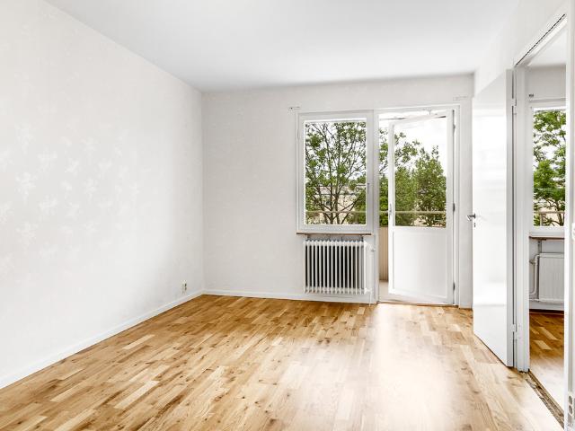 3 rum och kök på Nygatan 3 A, ledig lägenhet i Strängnäs