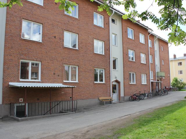3 rum och kök på Polacksgatan 10 B, ledig lägenhet i BOLLNÄS