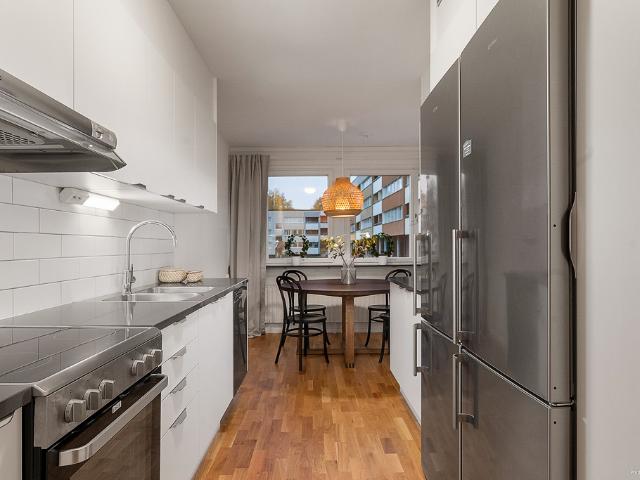 3 rum och kök på Tunadalsgatan 34 a, ledig lägenhet i Köping
