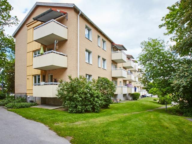 3 rum och kök 72 m² 8 688 kr