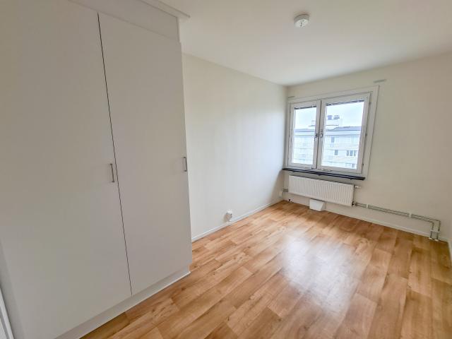 3 rums lägenhet i TROLLHÄTTAN 74 m² 9 104 kr