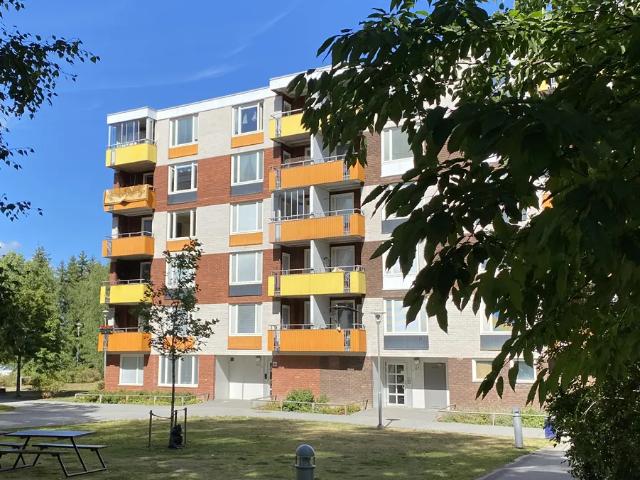 3 rums lägenhet i Upplands Väsby 76 m² 9 225 kr