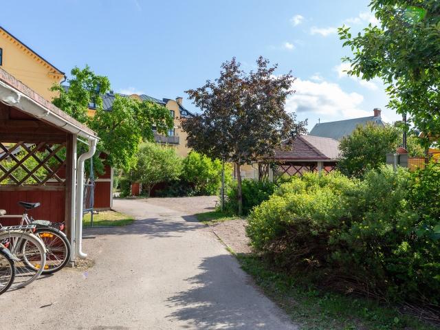 3 rums lägenhet i AVESTA 75 m² 7 573 kr