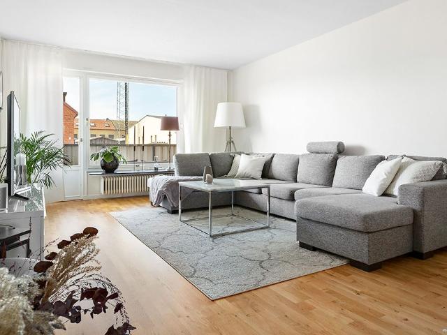 3 rums lägenhet i Eskilstuna 72 m² 11 221 kr