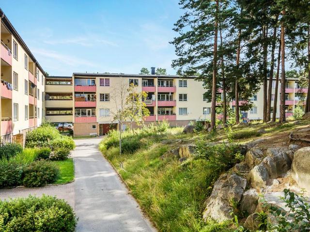 3 rums lägenhet i Eskilstuna 84 m² 10 679 kr