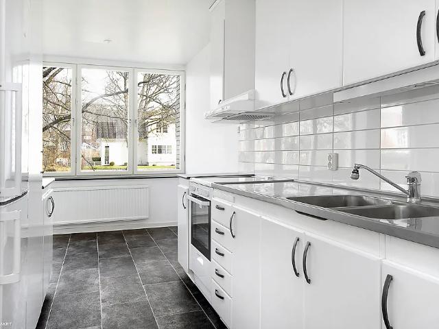 3 rums lägenhet i Eskilstuna 82 m² 9 588 kr
