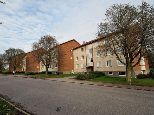 3 rums lägenhet i KATRINEHOLM 73 m² 8 120 kr