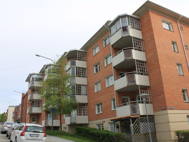 3 rums lägenhet i Örnsköldsvik 77 m² 9 859 kr
