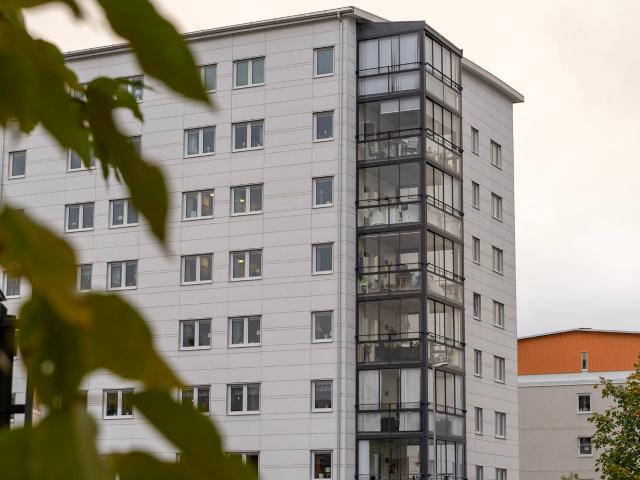 3 rums lägenhet i ÖRNSKÖLDSVIK 77 m² 13 972 kr