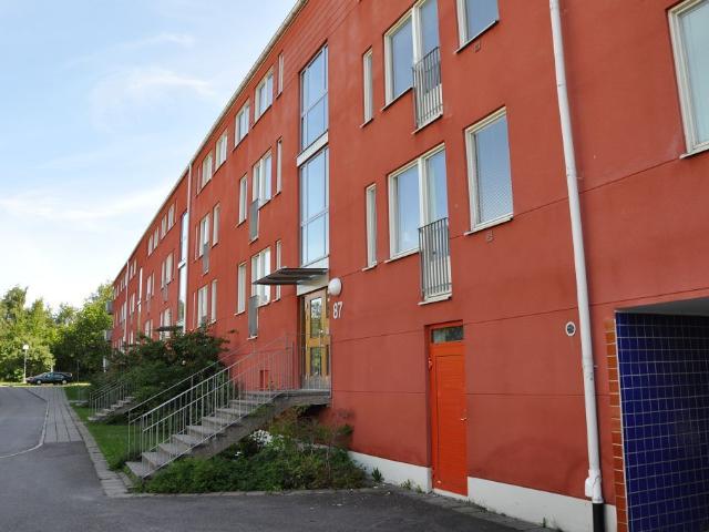 3 rums lägenhet i ÖREBRO 65 m² 7 549 kr