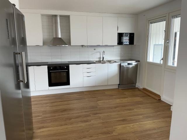 3 rums lägenhet i Örebro 83 m² 11 746 kr