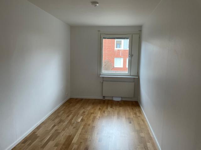 3 rums lägenhet i Örebro 83 m² 11 088 kr