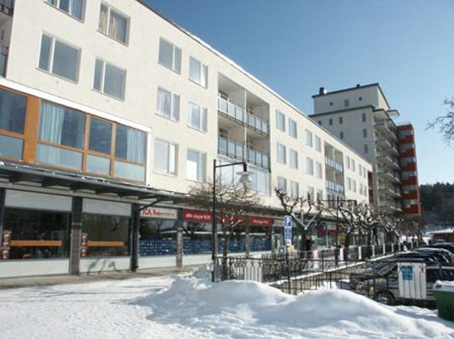 3 rums lägenhet i Sollentuna 73 m² 9 340 kr
