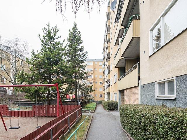 3 rums lägenhet i Stockholm 76 m² 11 761 kr