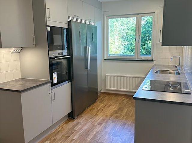 3 rums lägenhet i Stockholm 78 m² 11 874 kr