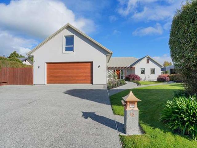3 Raeburn Place, Gore