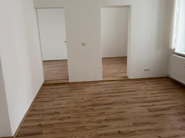 3 Raumwohnung im Altbau schnell verfügbar
