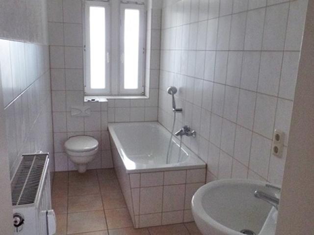 3 Raum Wohnung mit Balkon